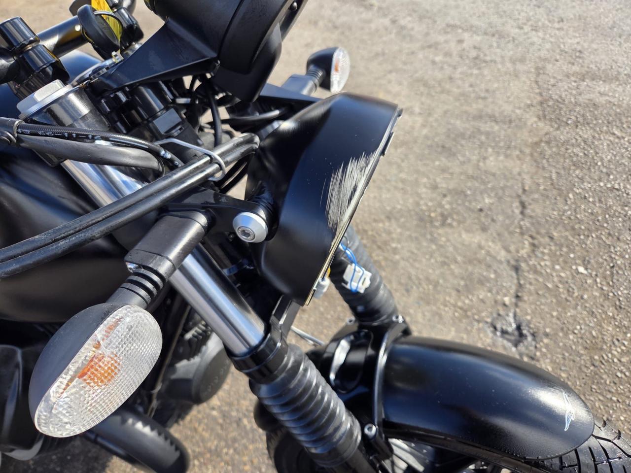 2017 Moto Guzzi V7 III STONE, LIGHT DAMAGE, RUNS WELL, AS IS SPECIAL - Photo #8