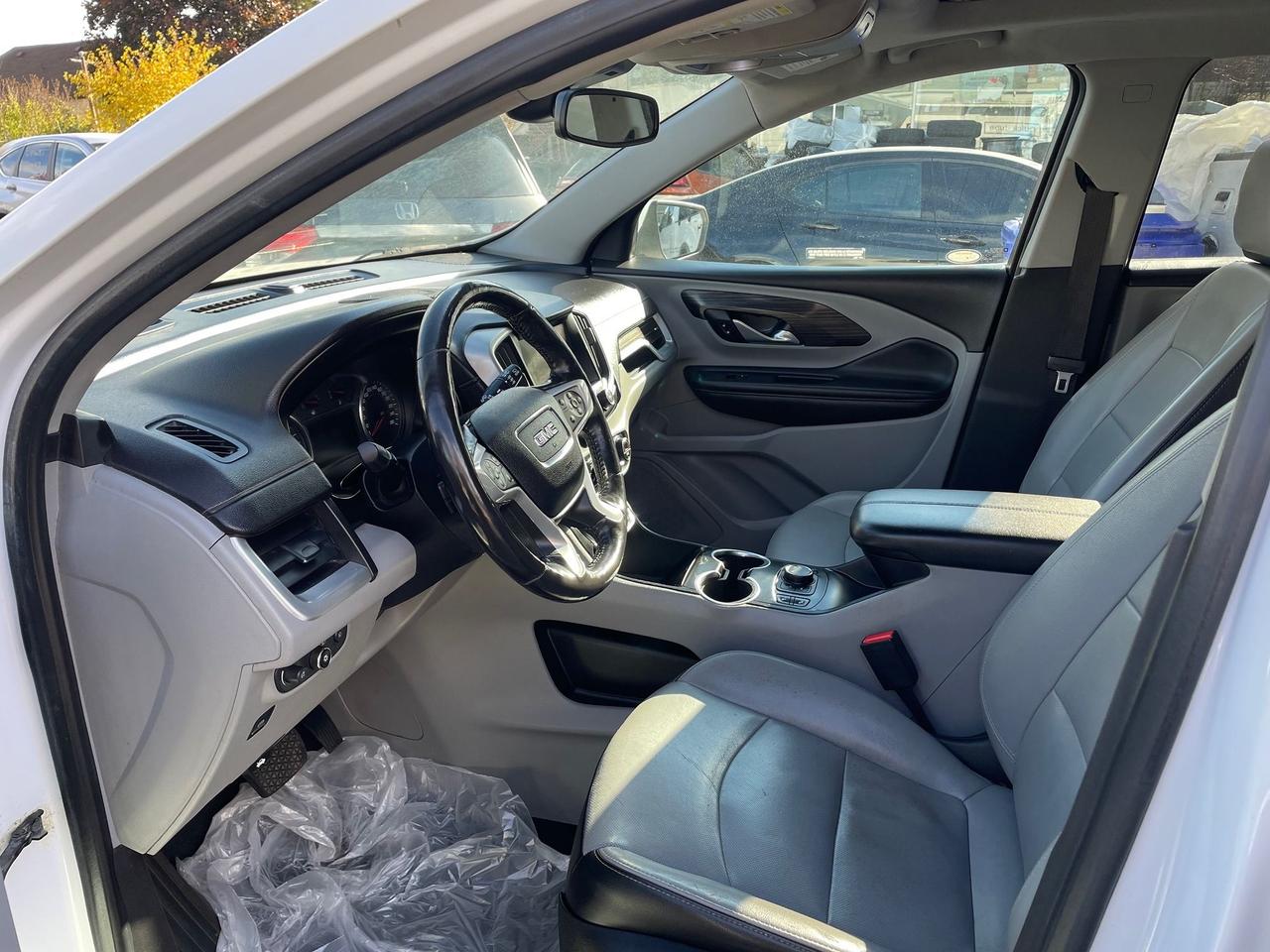 2018 GMC Terrain SLT *4X4, HEATED SEAT & STEERING, MOONROOF* Photo