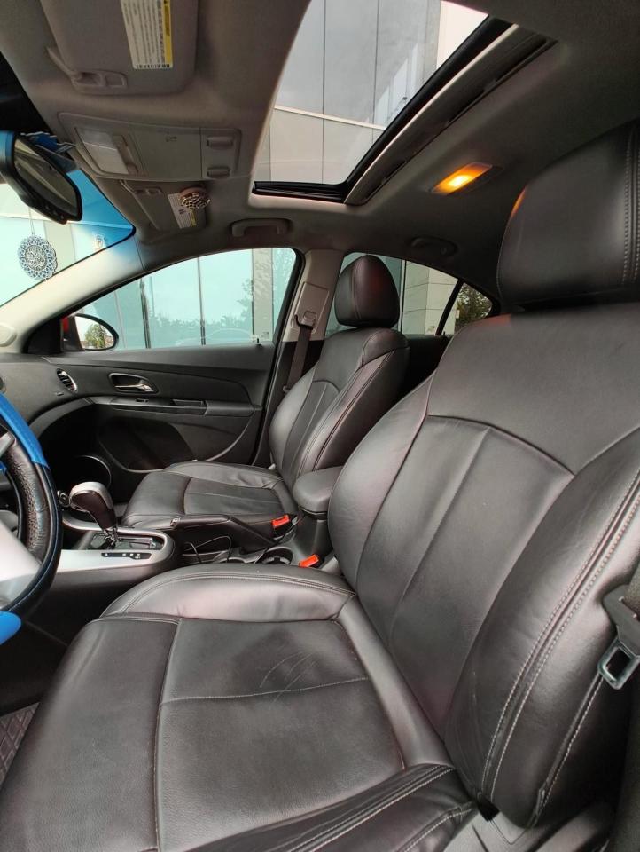 2011 Chevrolet Cruze LTZ Turbo w/1SA - Photo #13