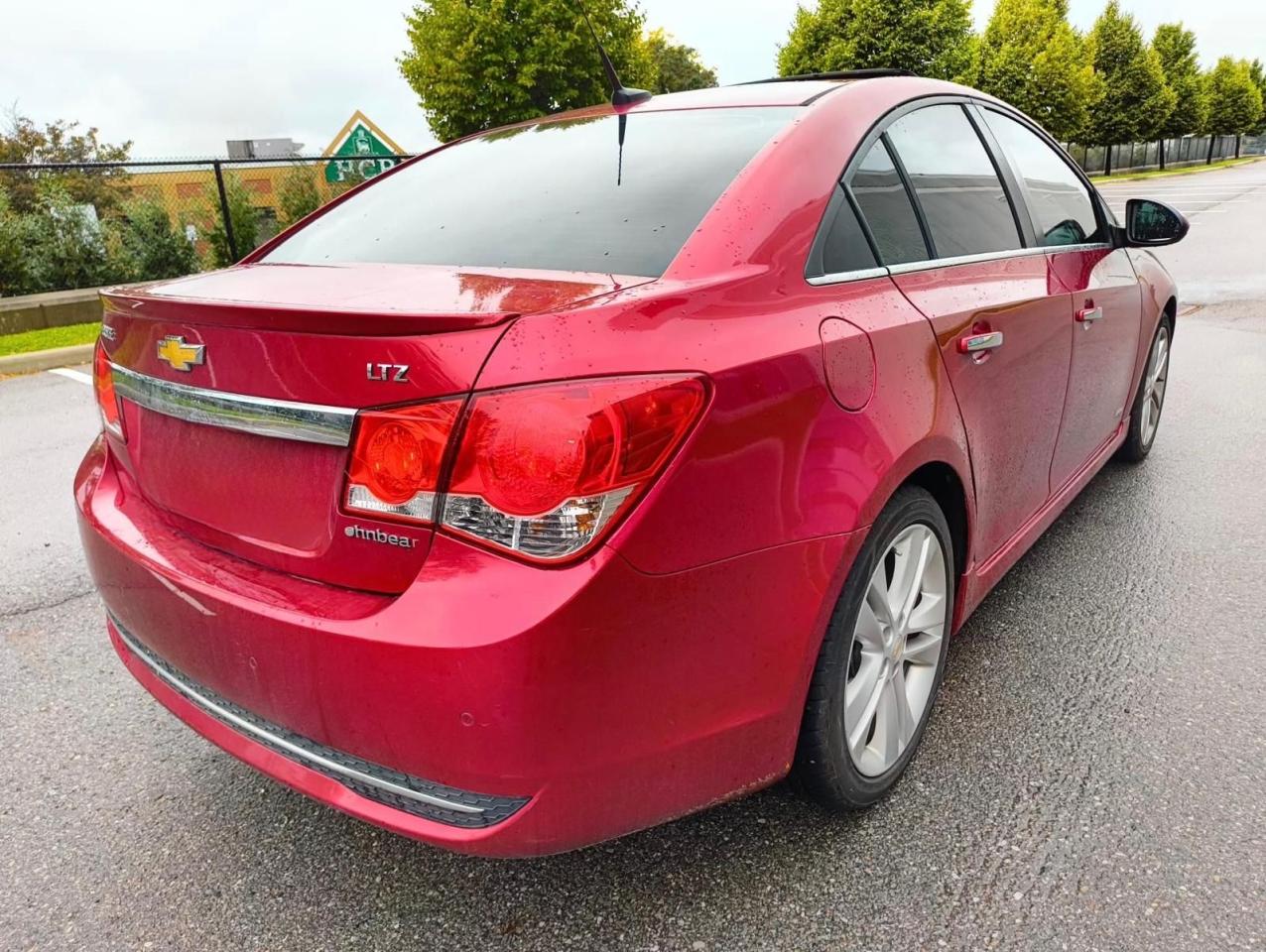 2011 Chevrolet Cruze LTZ Turbo w/1SA - Photo #3