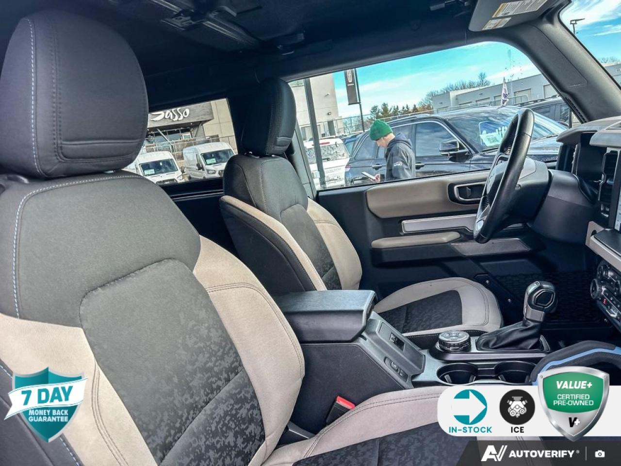 2022 Ford Bronco Wildtrak V6 WILDTRAK SASQUATCH 4X4 2 DOOR CERTIFIED Photo