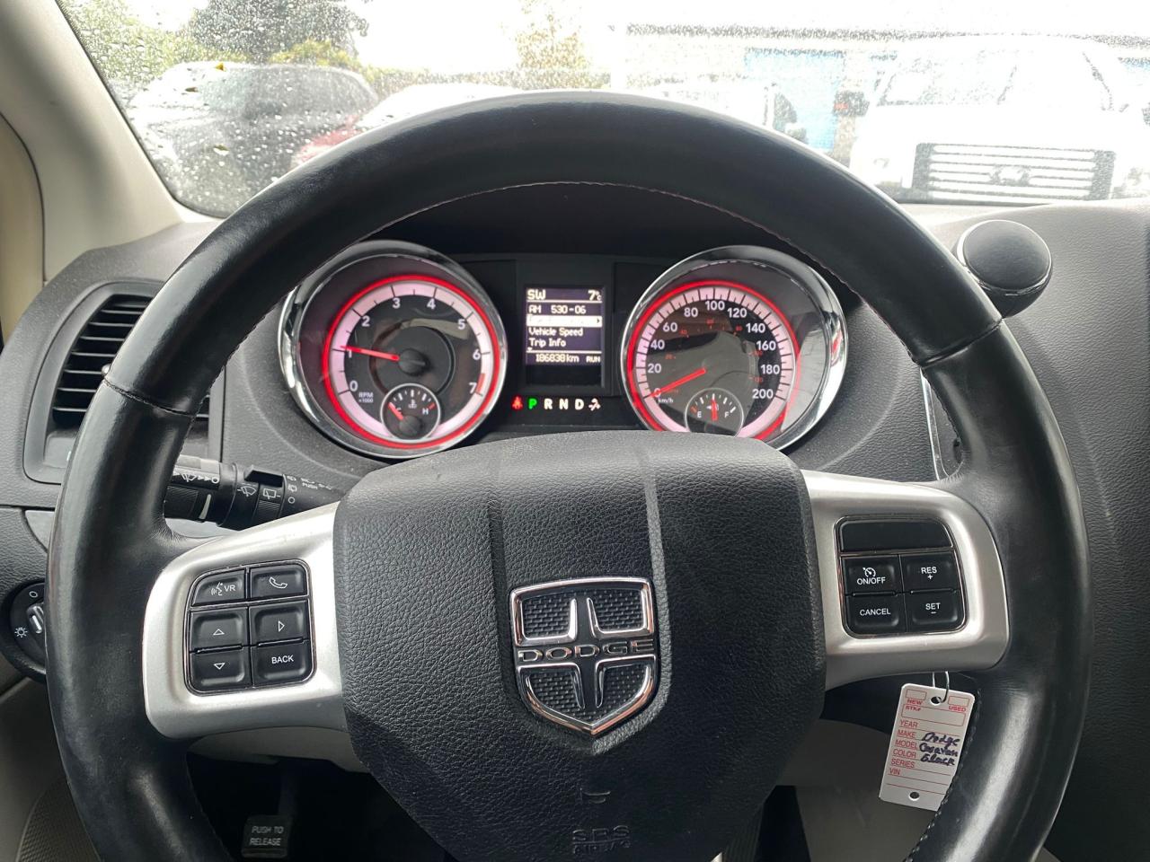 2014 Dodge Grand Caravan Crew - Photo #19