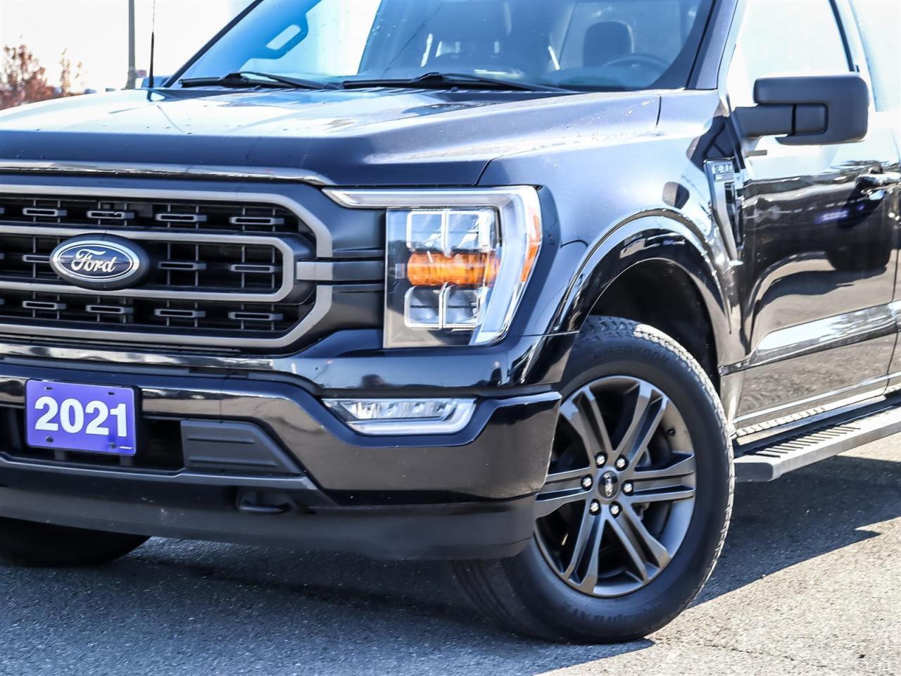 2021 Ford F-150 XLT Roof | Apple Car Play | tailgate step | Photo