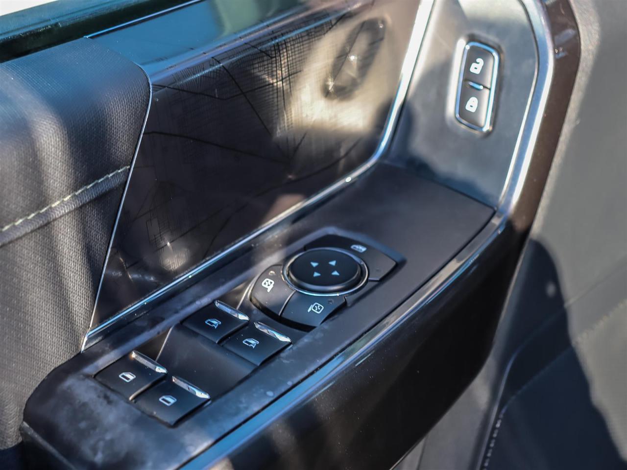 2021 Ford F-150 XLT Roof | Apple Car Play | tailgate step | Photo