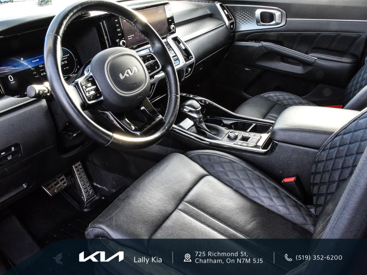 2022 Kia Sorento 2.5T SX w/Black Leather New Arrival | Low KMs | Clean CarFax | Leather | Roof | Nav Photo