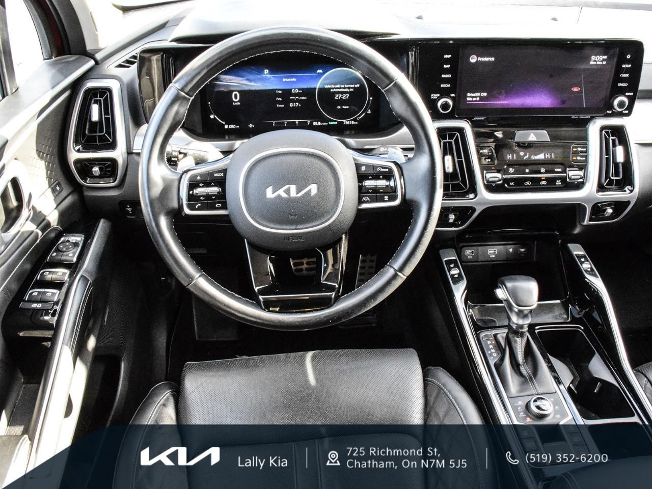 2022 Kia Sorento 2.5T SX w/Black Leather New Arrival | Low KMs | Clean CarFax | Leather | Roof | Nav Photo