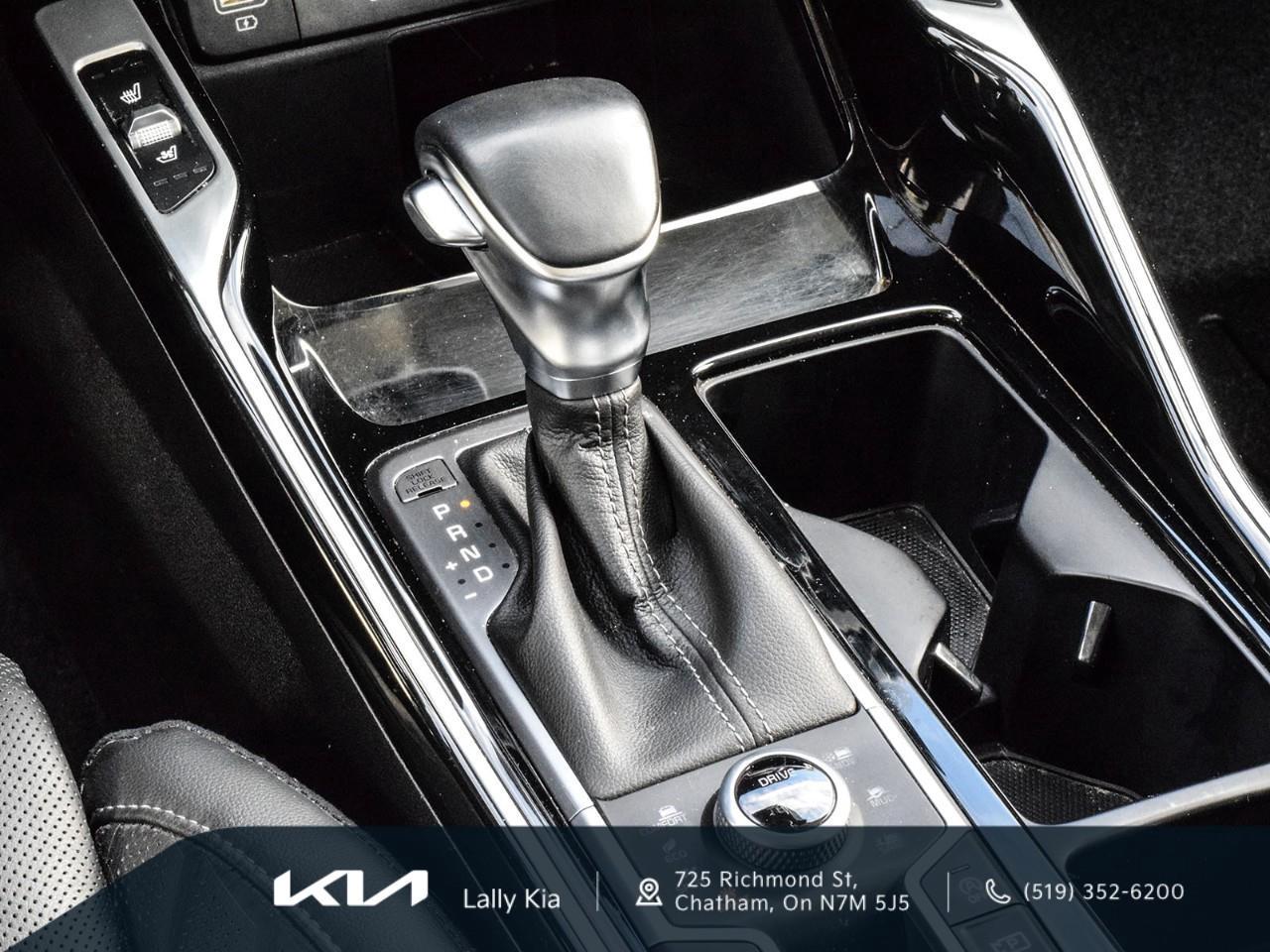 2022 Kia Sorento 2.5T SX w/Black Leather New Arrival | Low KMs | Clean CarFax | Leather | Roof | Nav Photo