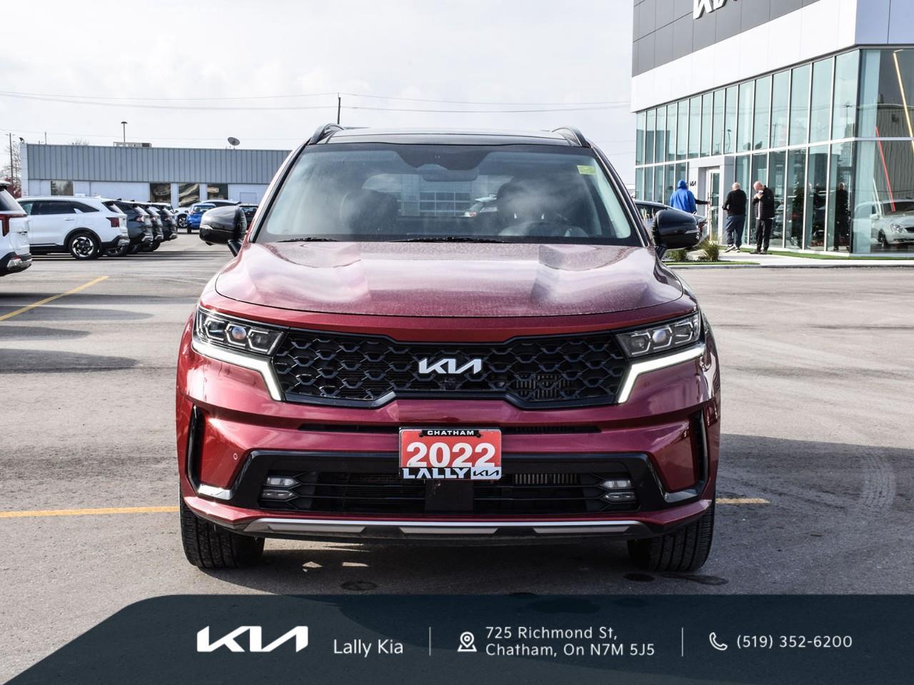 2022 Kia Sorento 2.5T SX w/Black Leather New Arrival | Low KMs | Clean CarFax | Leather | Roof | Nav Photo2
