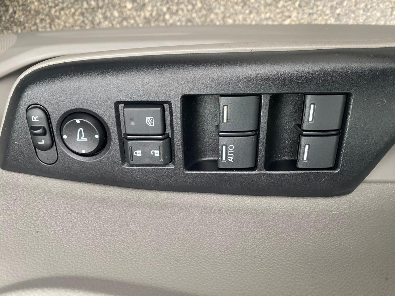 2012 Honda Civic EX-L - Photo #18