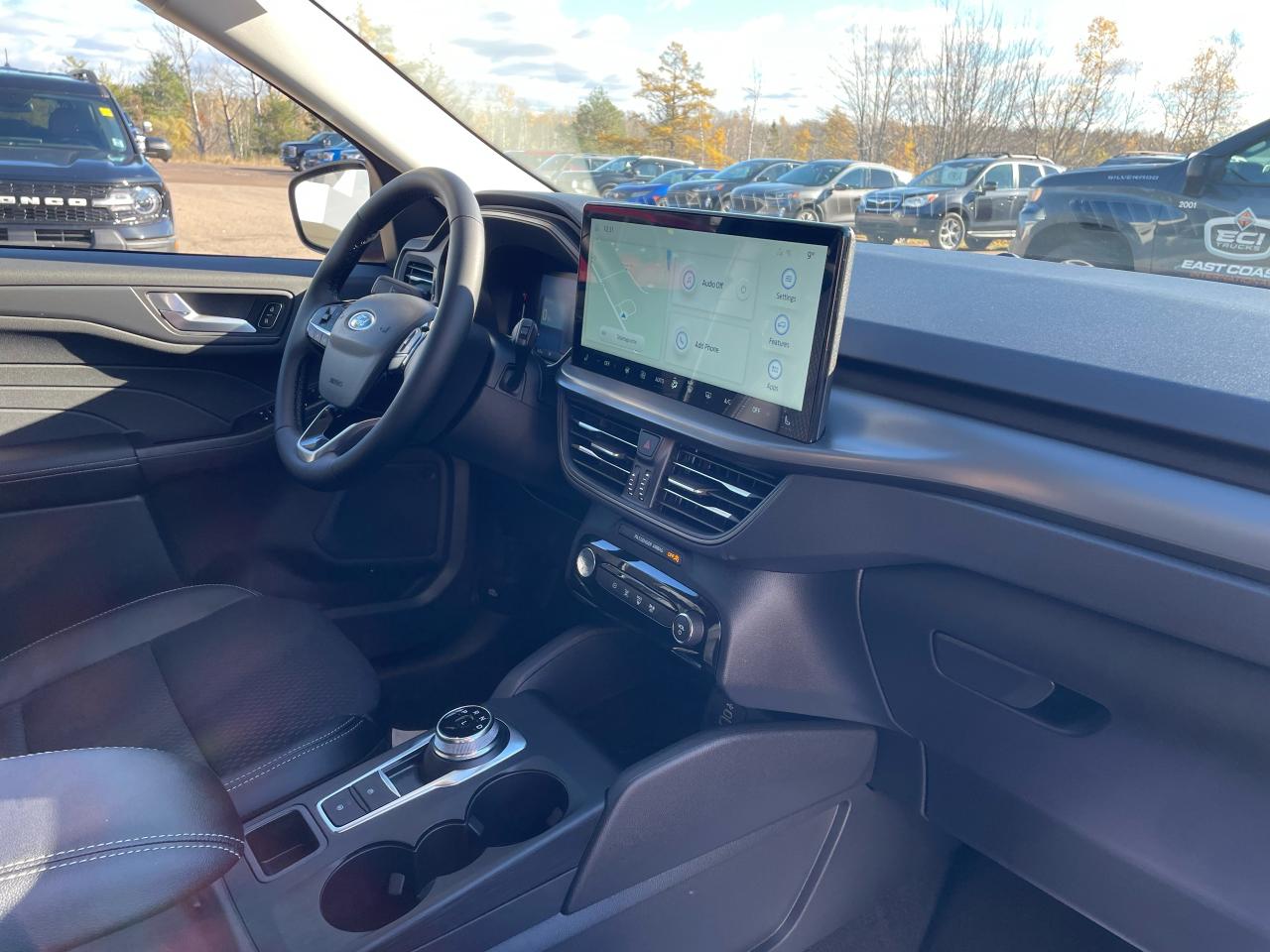 2026 Ford Escape PHEV Photo5