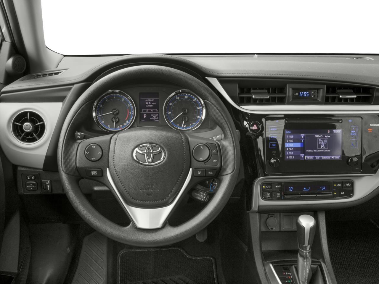 2017 Toyota Corolla LE Photo