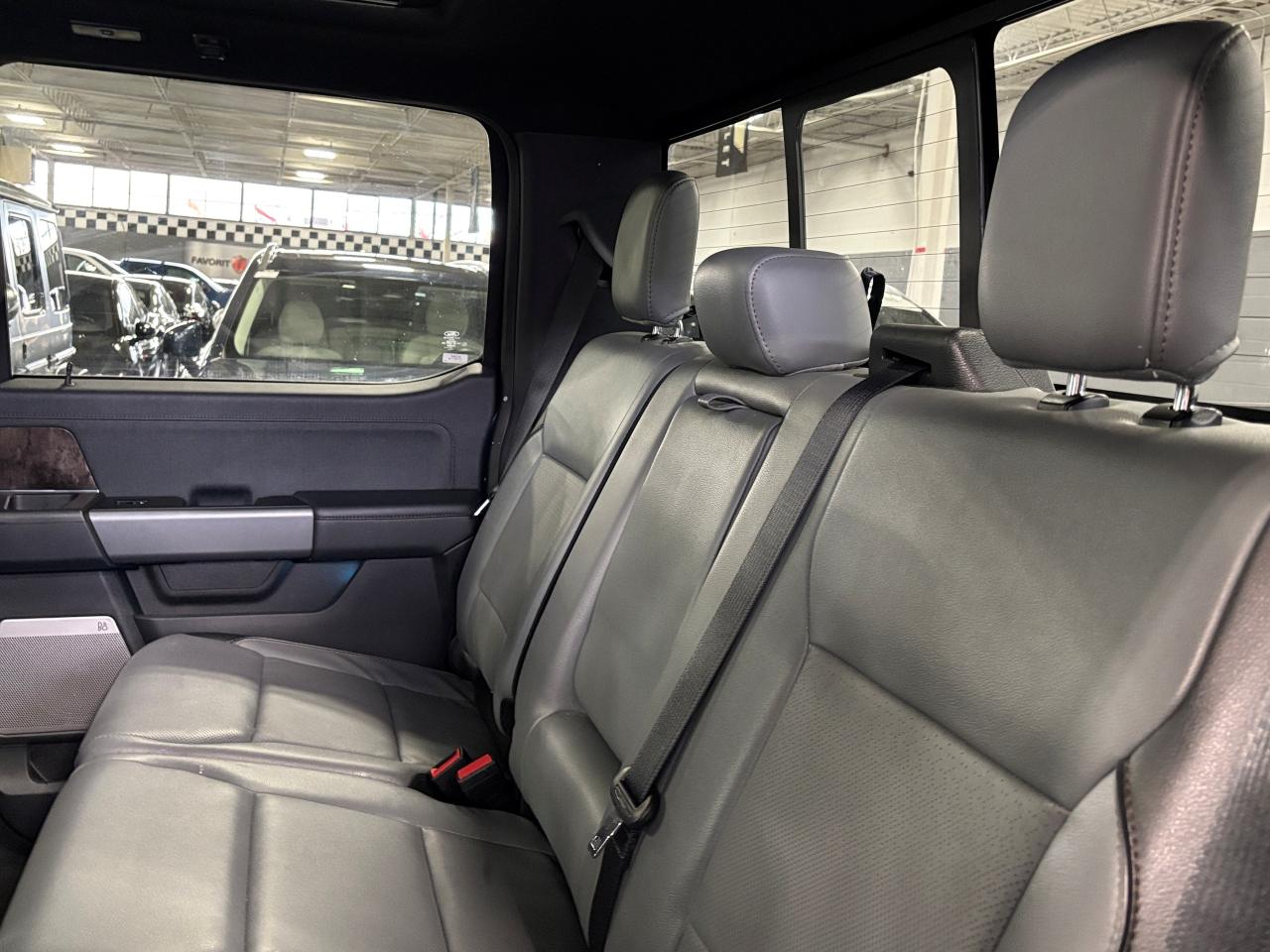 2023 Ford F-150 Lightning LARIAT 4WD|SUPERCREW|EXTENDEDRANGE|ANTIMATTERBLUE| - Photo #13