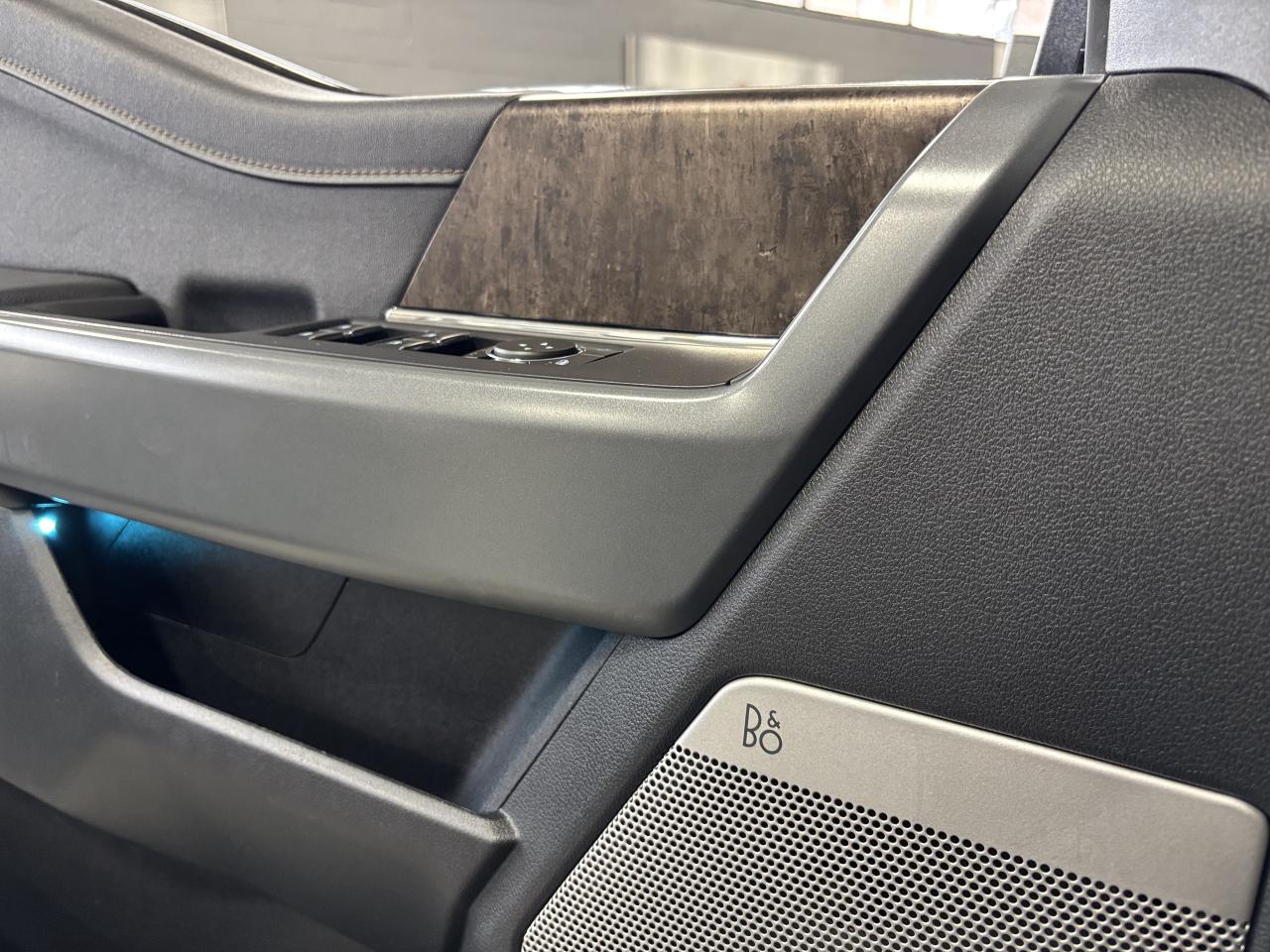 2023 Ford F-150 Lightning LARIAT 4WD|SUPERCREW|EXTENDEDRANGE|ANTIMATTERBLUE| Photo