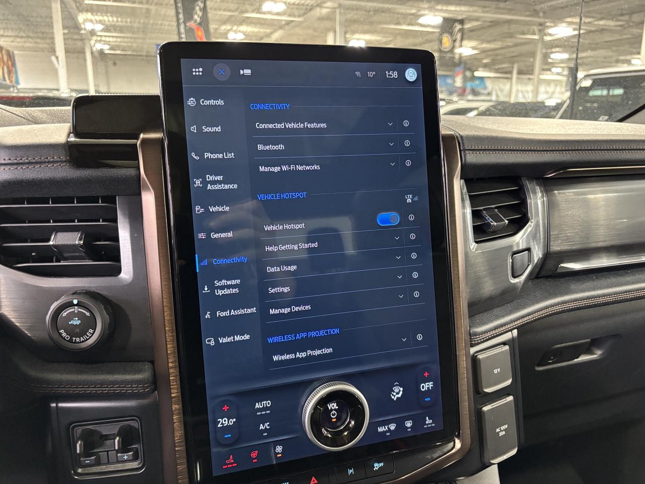 2023 Ford F-150 Lightning LARIAT 4WD|SUPERCREW|EXTENDEDRANGE|ANTIMATTERBLUE| - Photo #40