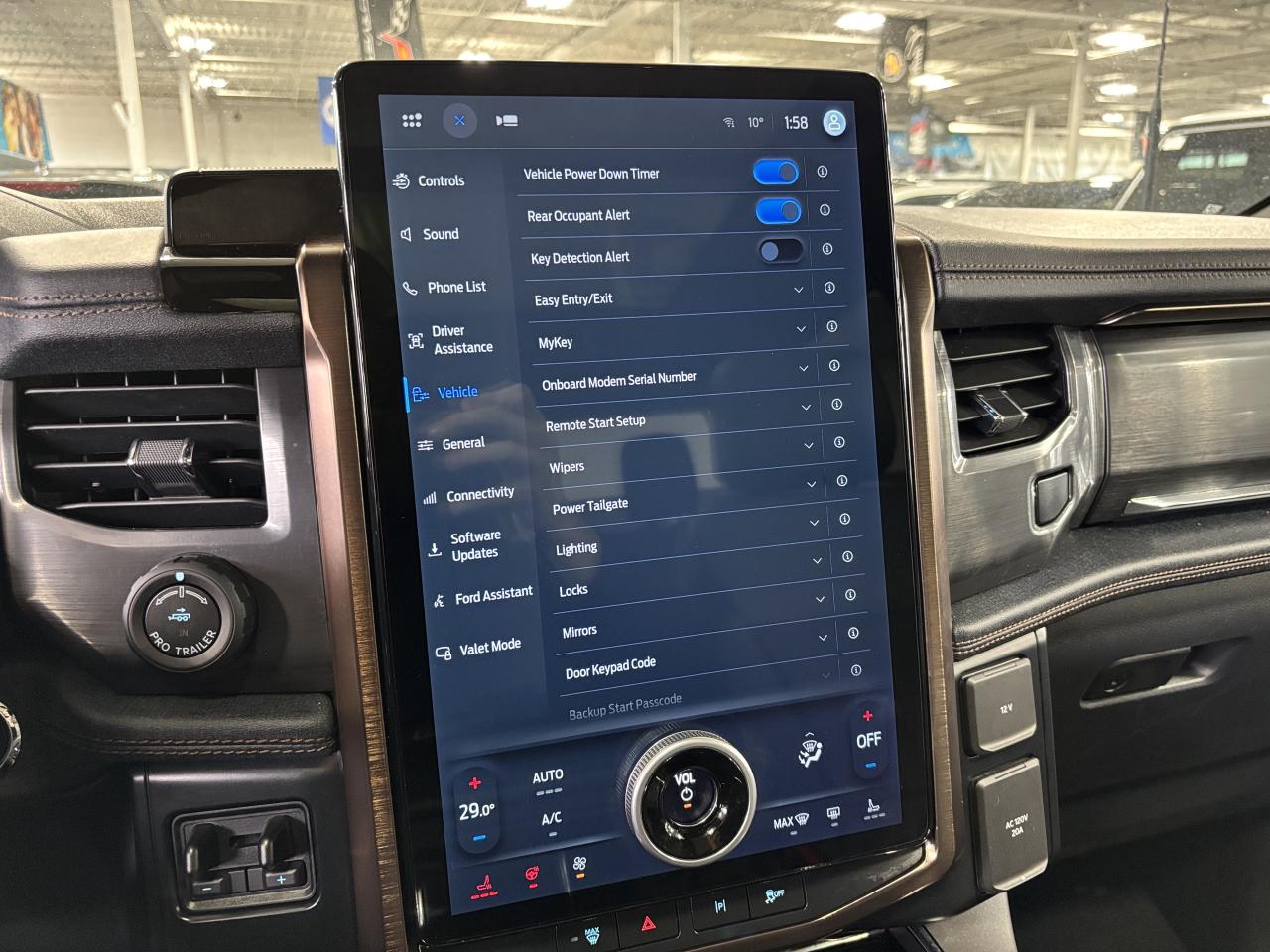 2023 Ford F-150 Lightning LARIAT 4WD|SUPERCREW|EXTENDEDRANGE|ANTIMATTERBLUE| - Photo #39