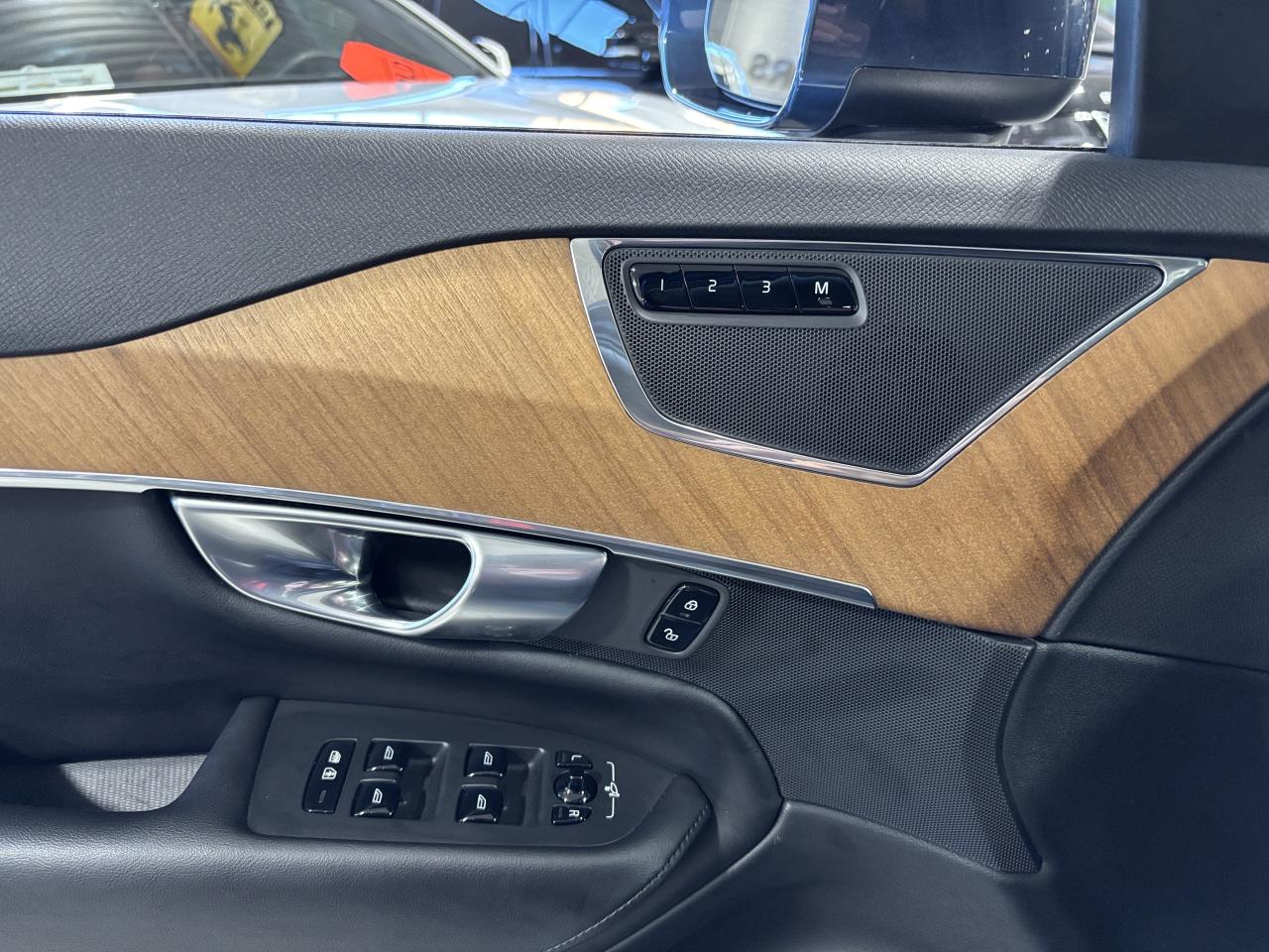 2024 Volvo XC90 B6 Plus Bright Theme|AWD|7PASSENGER|NAV|WOOD|+++ - Photo #21