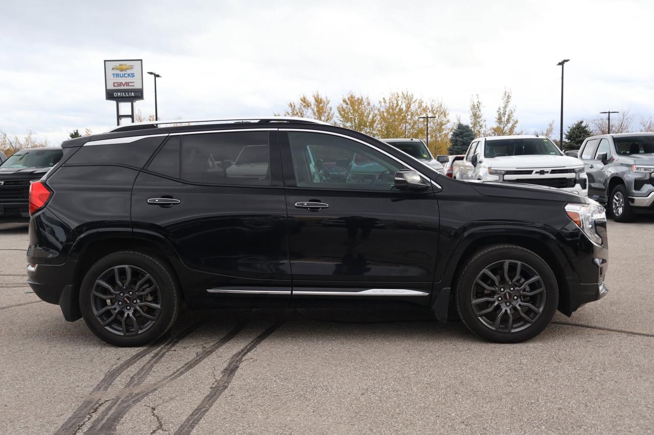 2024 GMC Terrain Denali | Cooled Seats | Photo