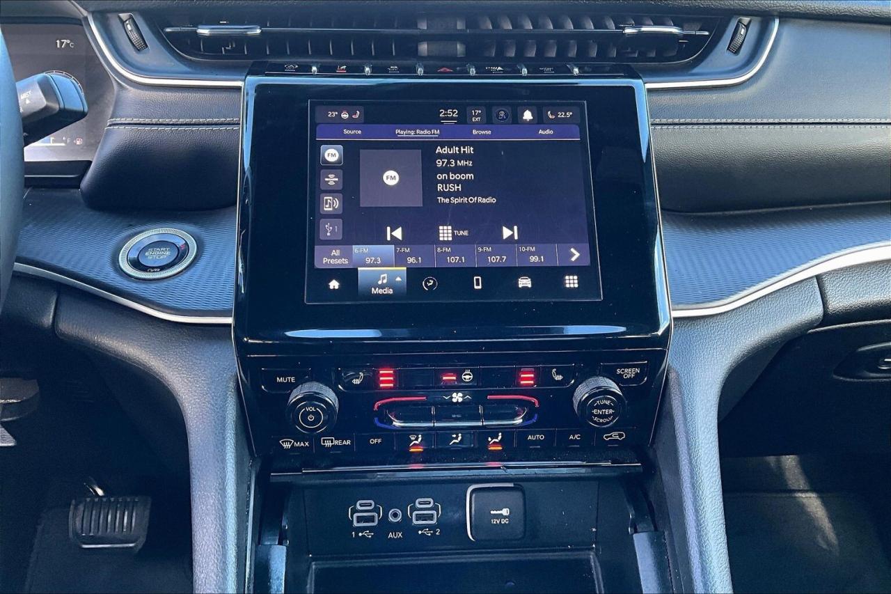 2023 Jeep Grand Cherokee Altitude |Heated Seats |Safety Tech |Sunroof |4X4 Photo