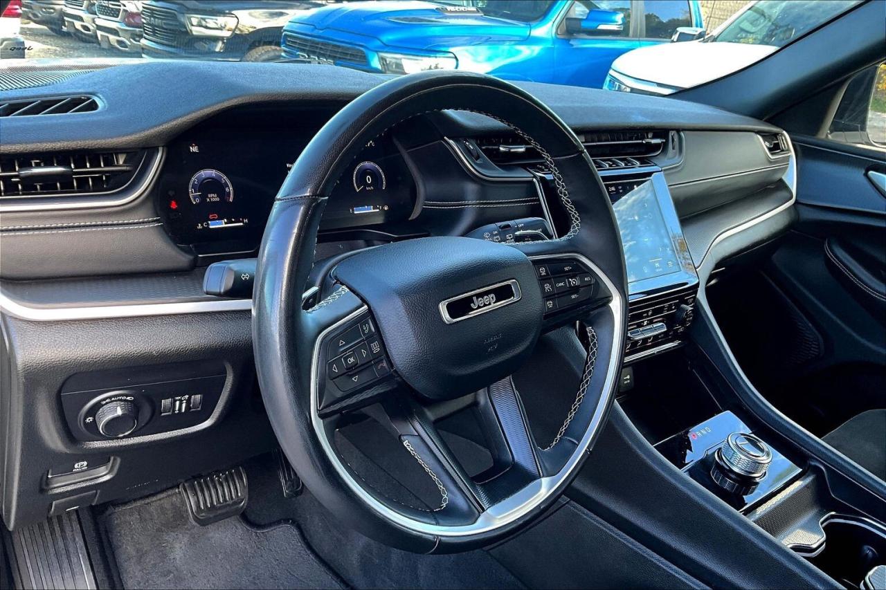 2023 Jeep Grand Cherokee Altitude |Heated Seats |Safety Tech |Sunroof |4X4 Photo