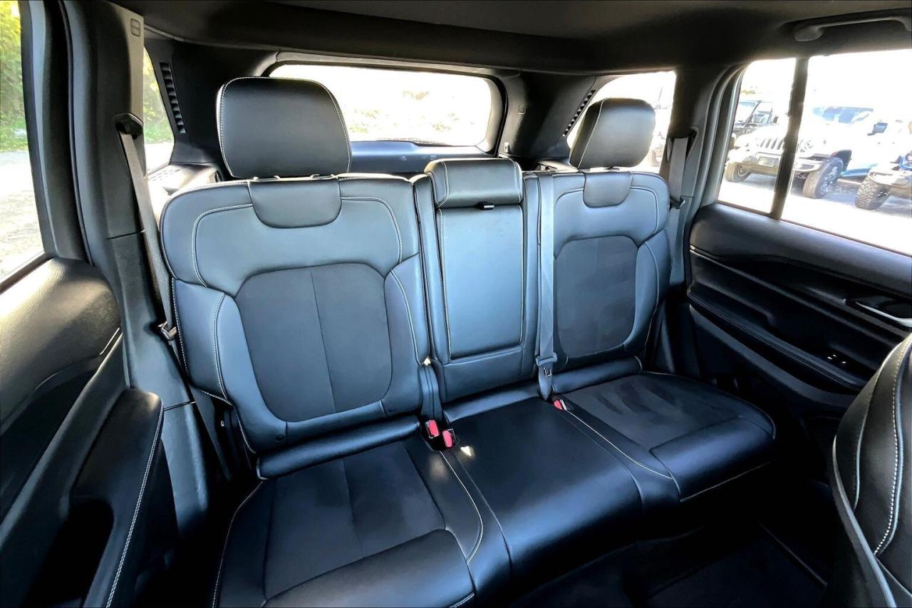 2023 Jeep Grand Cherokee Altitude |Heated Seats |Safety Tech |Sunroof |4X4 Photo