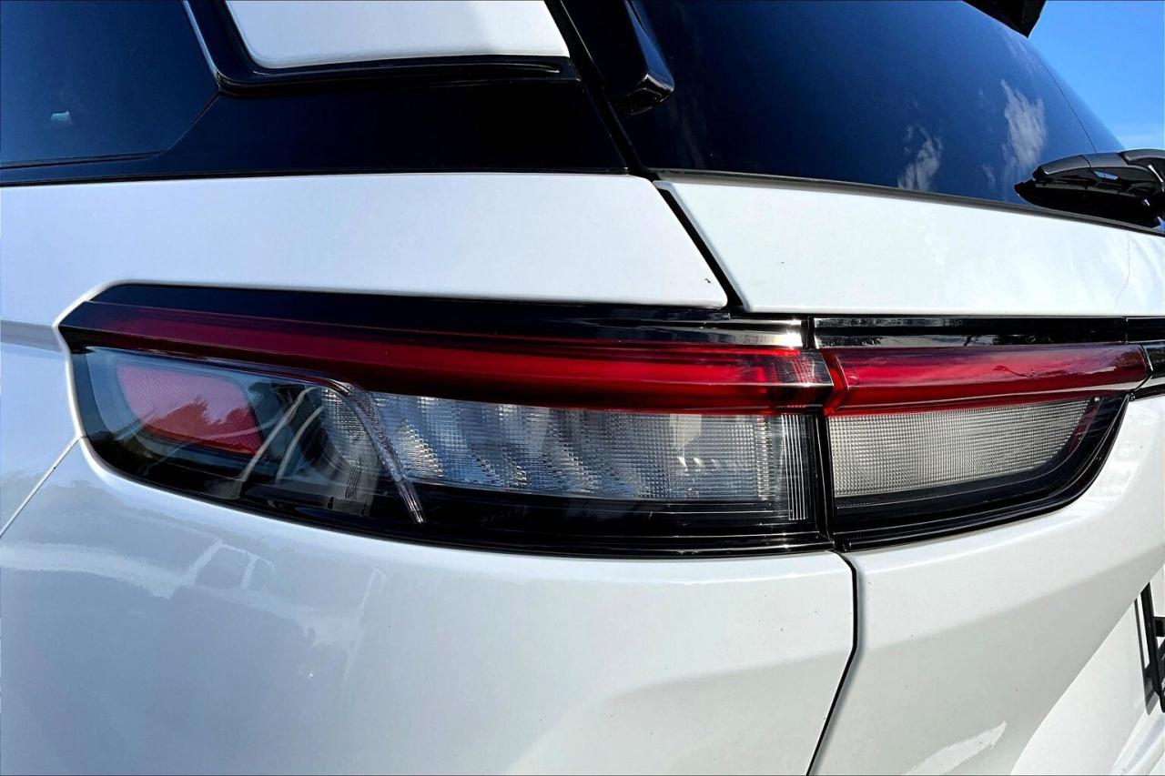 2023 Jeep Grand Cherokee Altitude |Heated Seats |Safety Tech |Sunroof |4X4 Photo