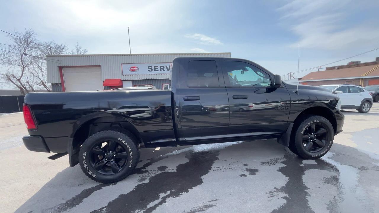 2017 RAM 1500 BLACK EXPRESS 4X4 | 20IN ALLOYS | TOW PKG Photo
