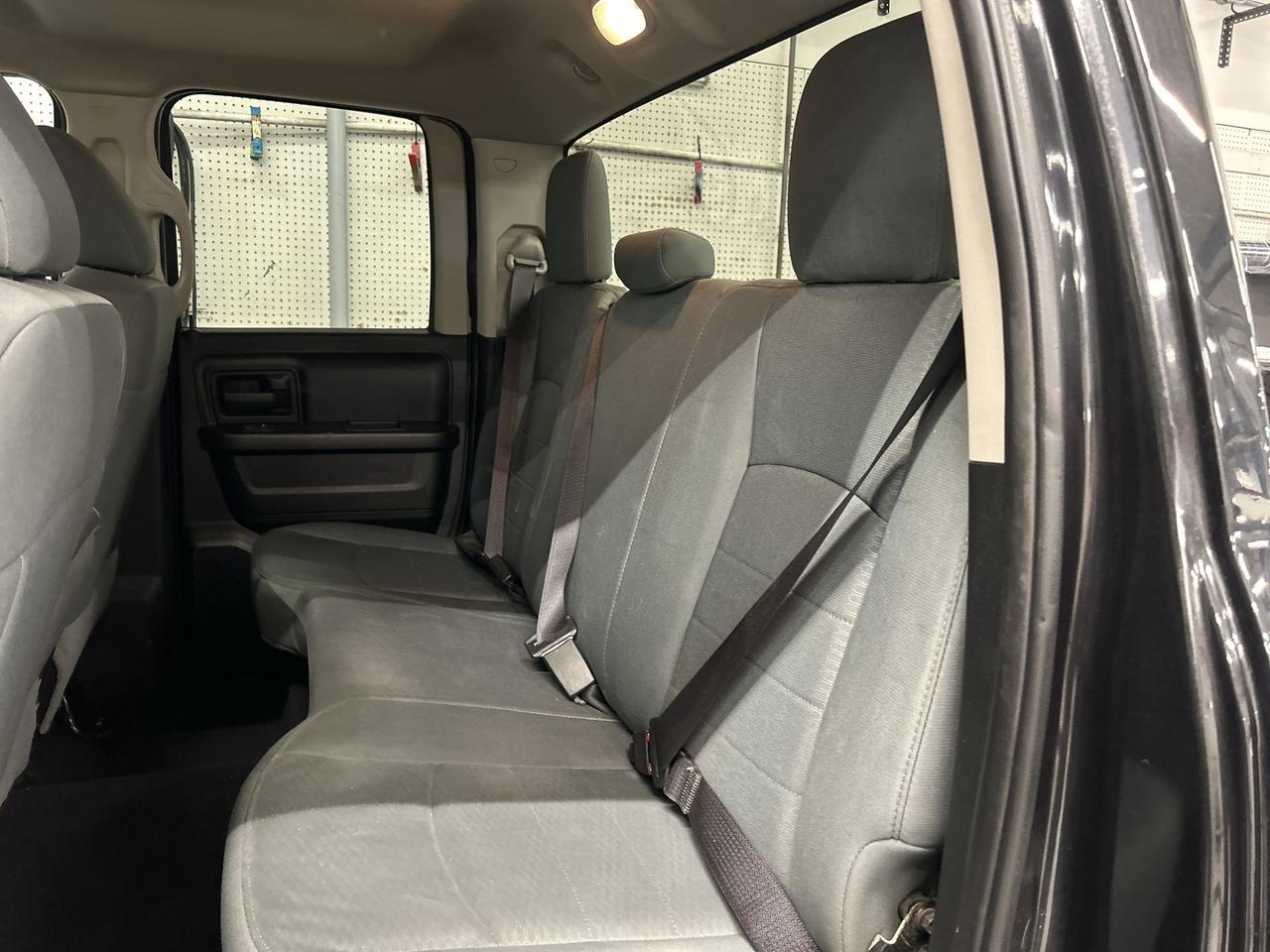 2017 RAM 1500 BLACK EXPRESS 4X4 | 20IN ALLOYS | TOW PKG Photo