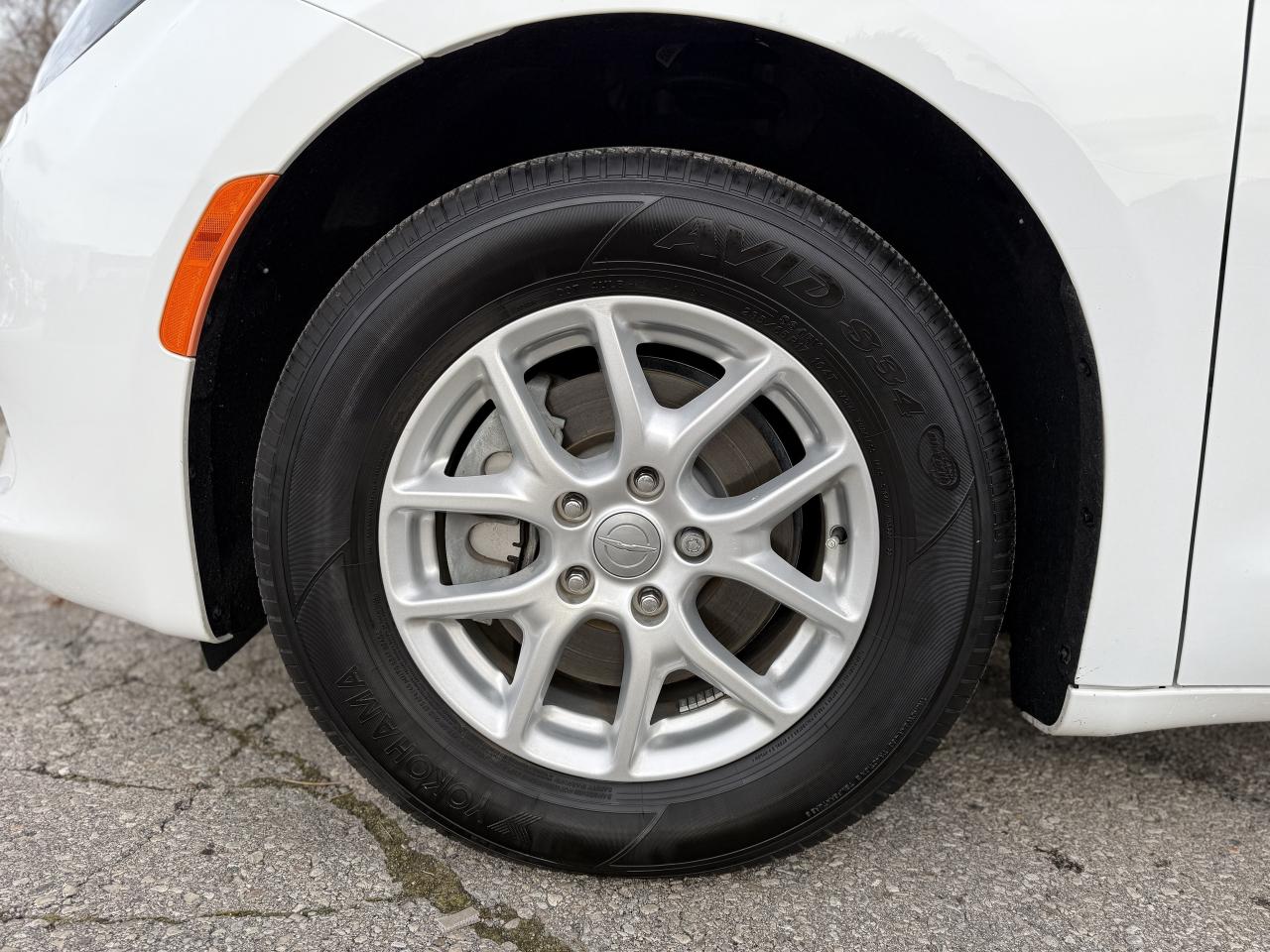 2020 Chrysler Pacifica LX FWD | BLUETOOTH | REMOTE START | Photo