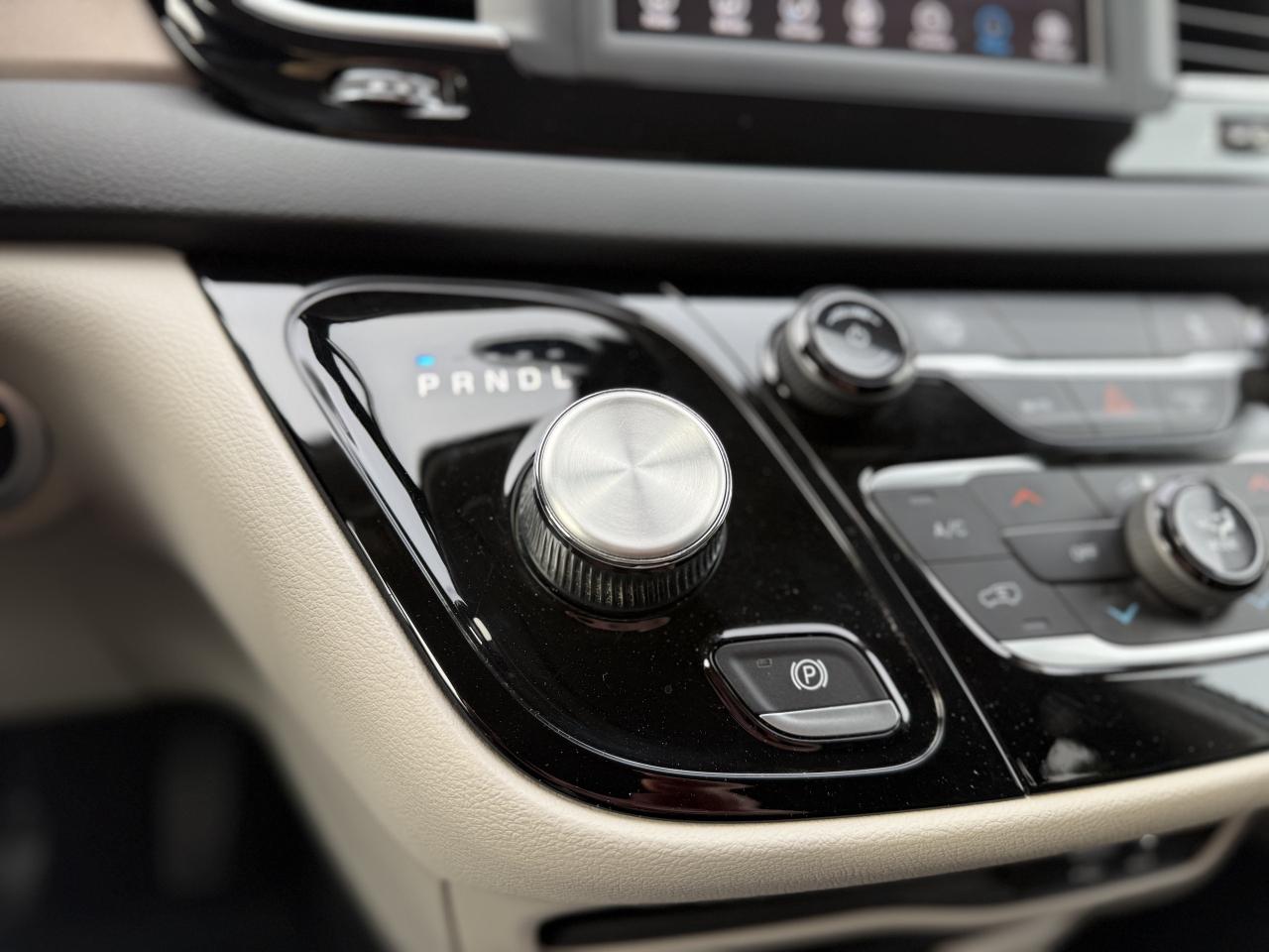 2020 Chrysler Pacifica LX FWD | BLUETOOTH | REMOTE START | Photo