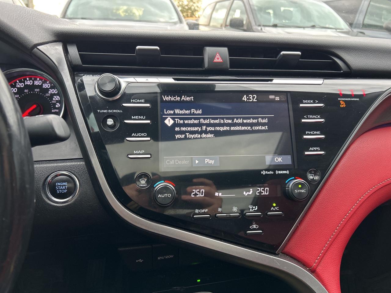 2020 Toyota Camry XSE, BACK UP CAMERA, LEATHER, SUNROOF! - Photo #20