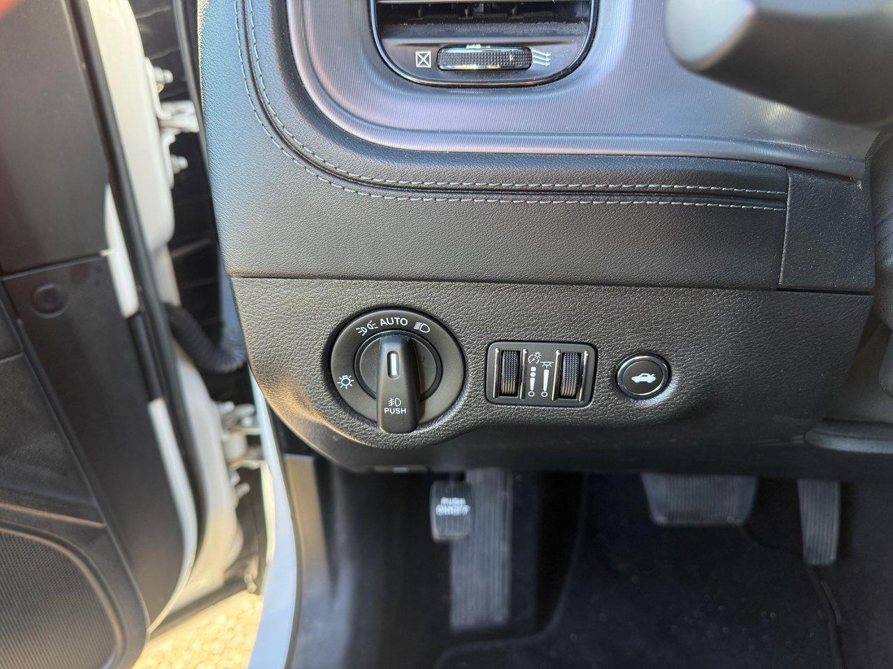 2023 Dodge Charger GT Photo