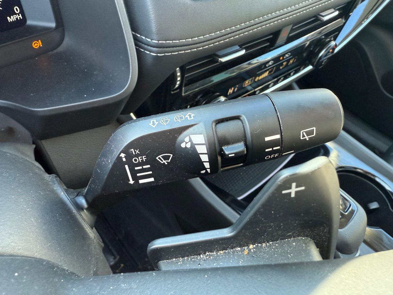 2024 Nissan Rogue SL Photo