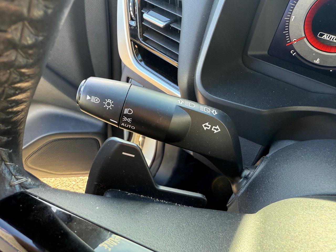 2024 Nissan Rogue SL Photo