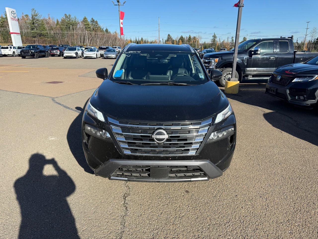 2024 Nissan Rogue SL Photo1