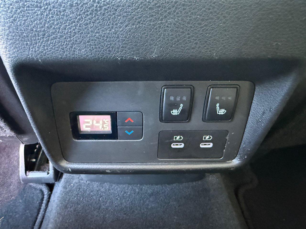 2024 Nissan Rogue SL Photo