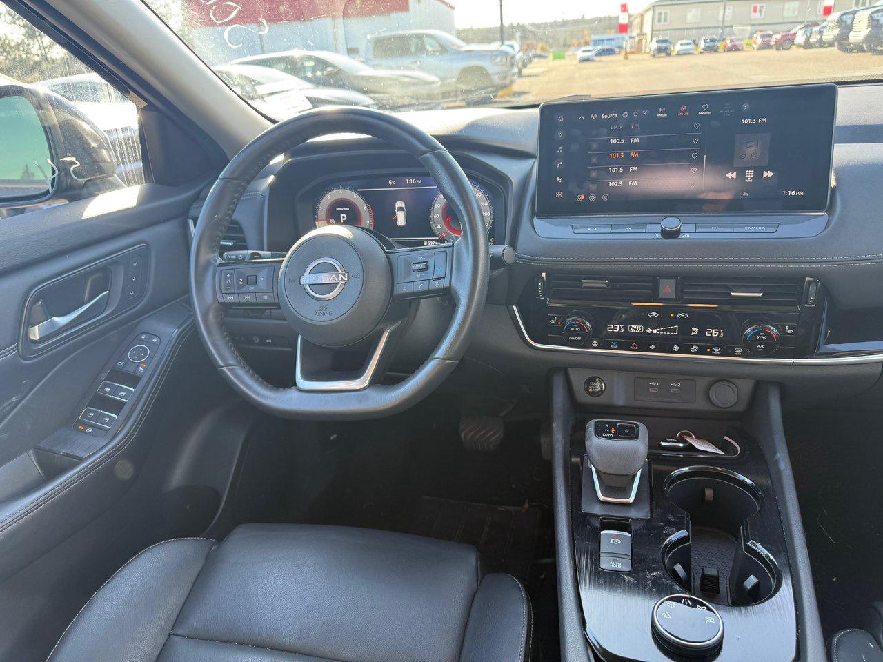 2024 Nissan Rogue SL Photo