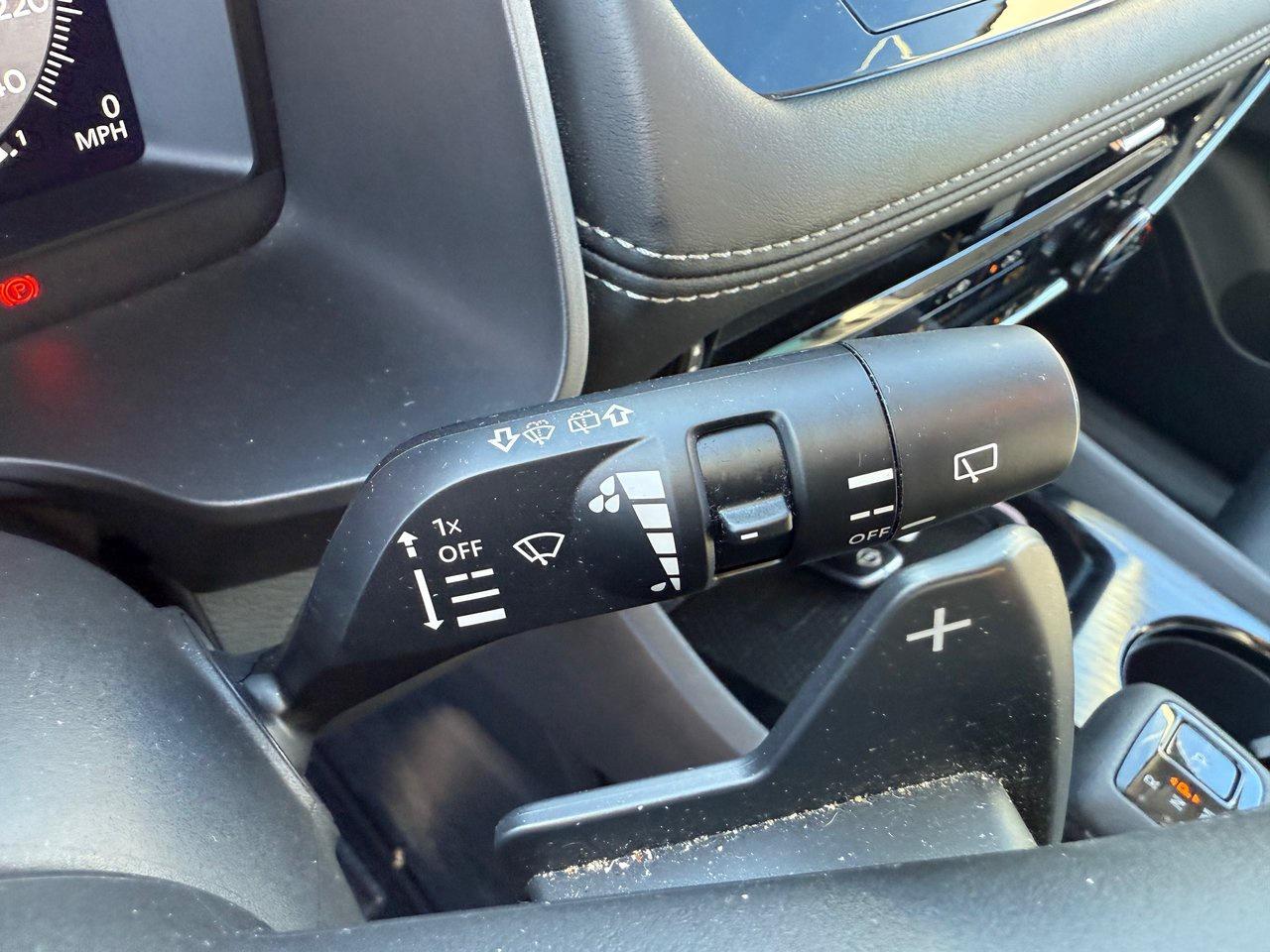 2024 Nissan Rogue SL Photo