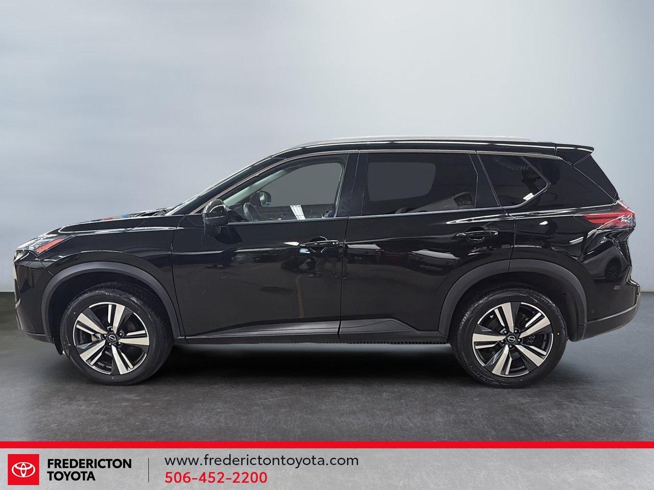 2024 Nissan Rogue SL Photo4
