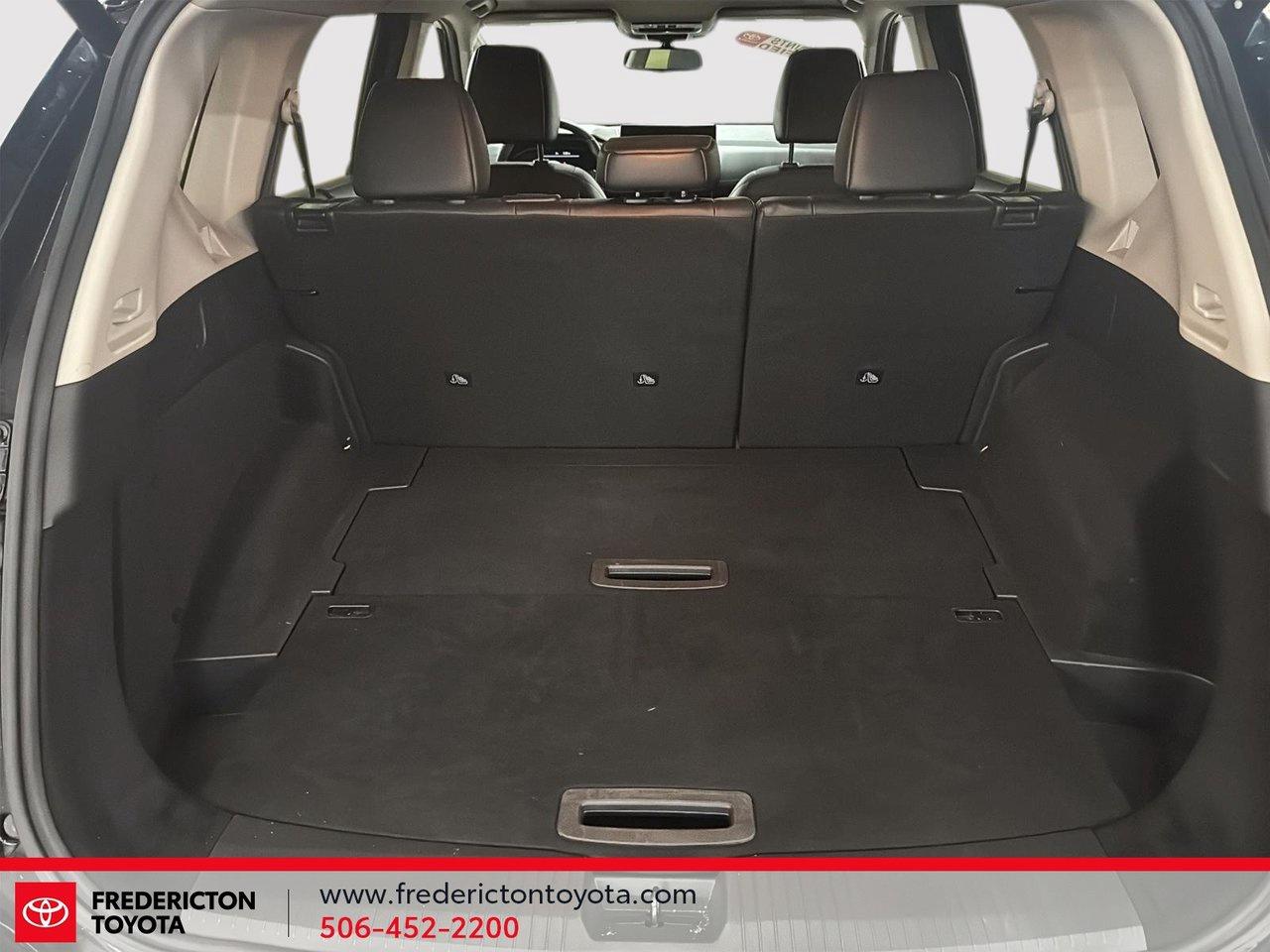 2024 Nissan Rogue SL Photo