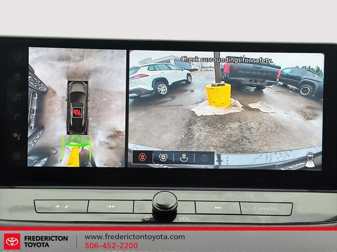 2024 Nissan Rogue SL Photo