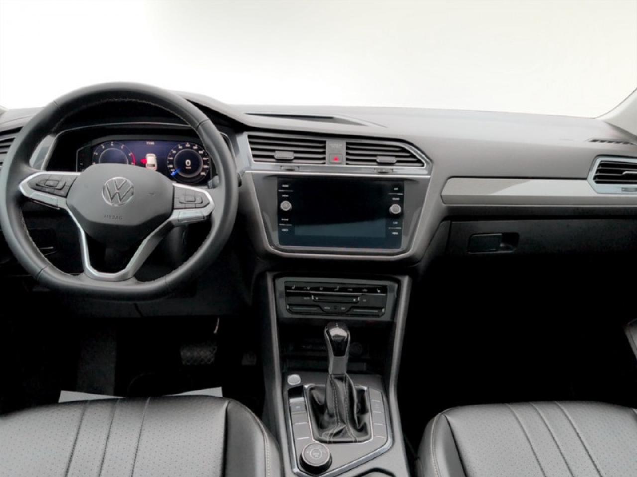 2022 Volkswagen Tiguan Comfortline  **PANO SUNROOF** Photo