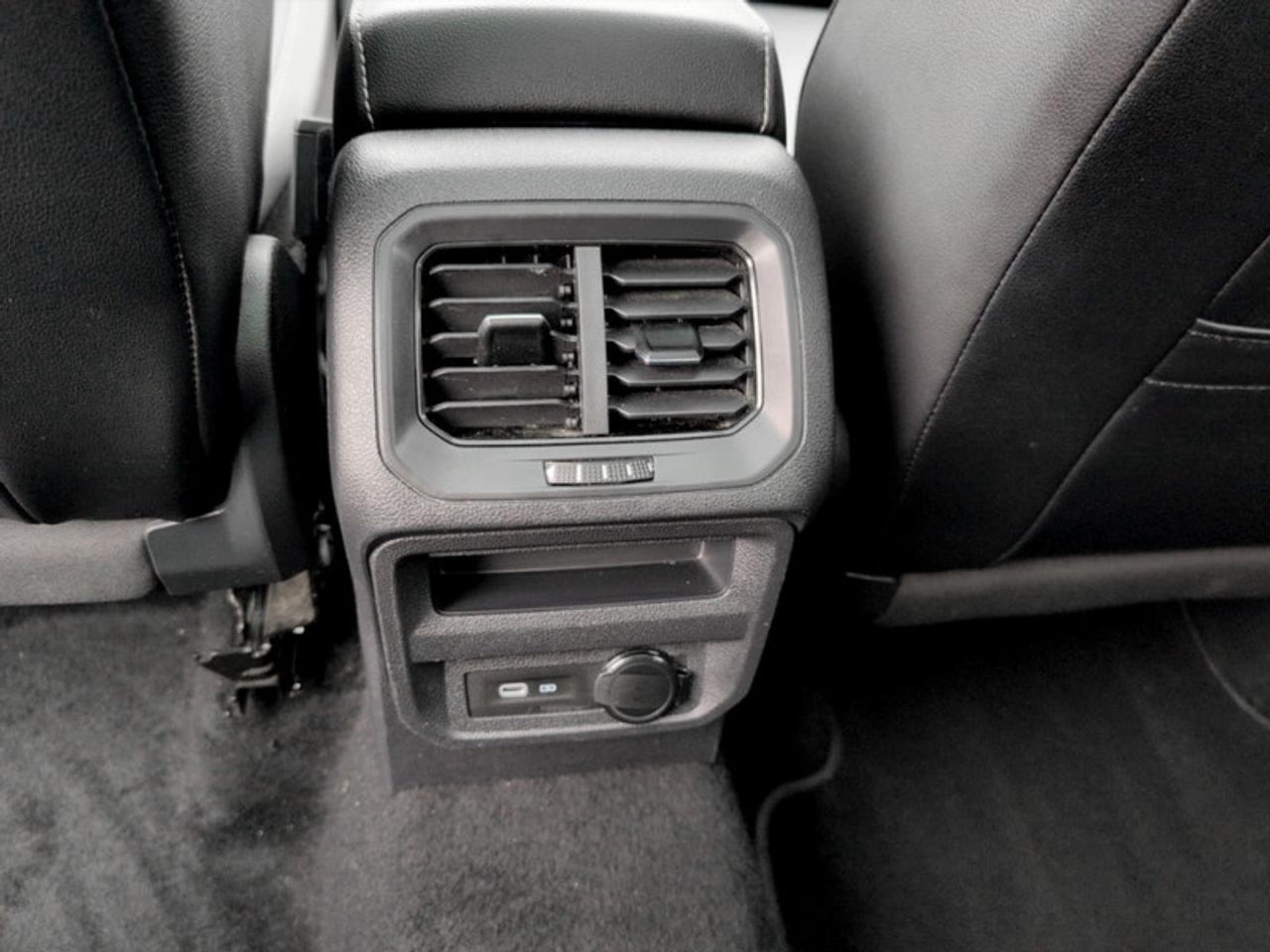 2022 Volkswagen Tiguan Comfortline  **PANO SUNROOF** Photo