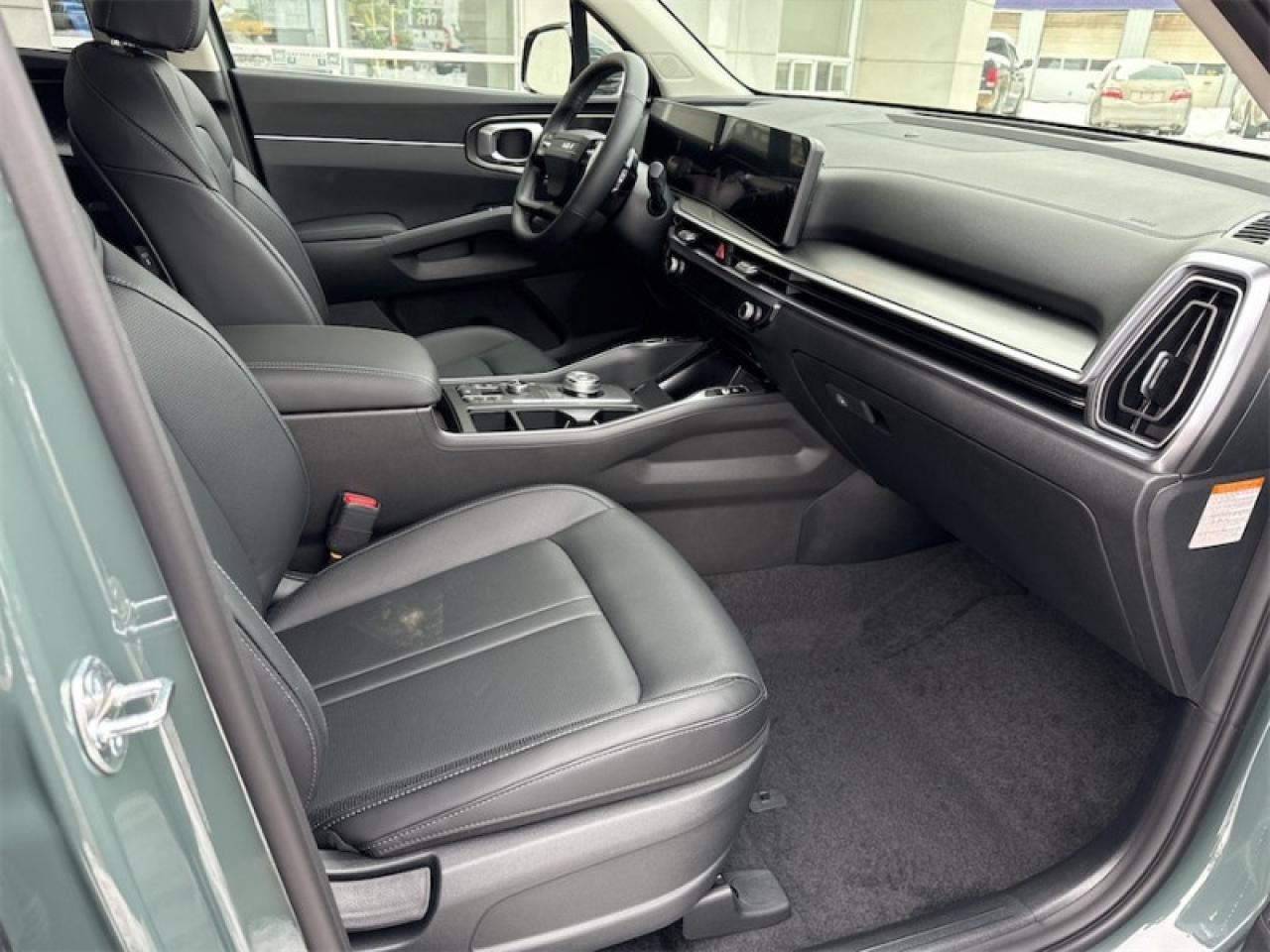 2026 Kia Sorento Plug-In Hybrid EX   - Power Liftgate Photo