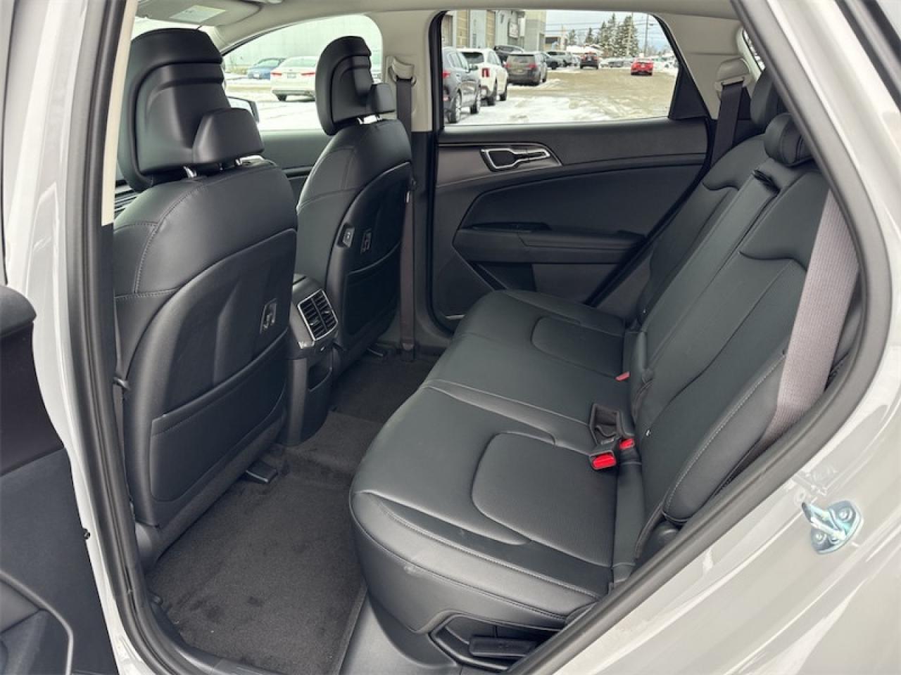 2026 Kia Sportage Plug-In Hybrid EX  Heated Steering Wheel Photo