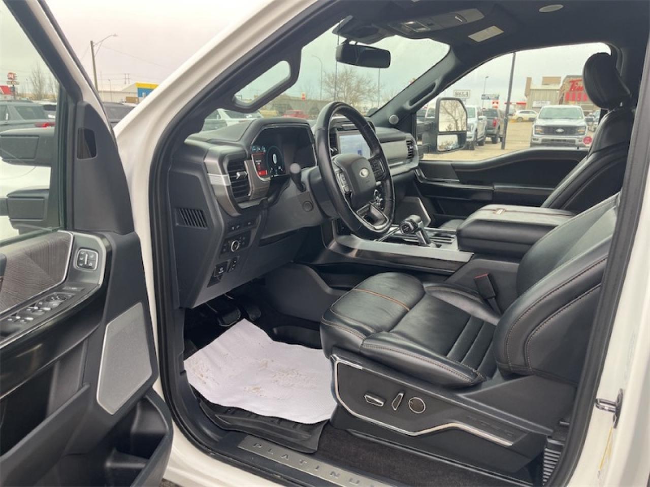 2022 Ford F-150 Platinum  - Leather Seats -  Cooled Seats Photo5