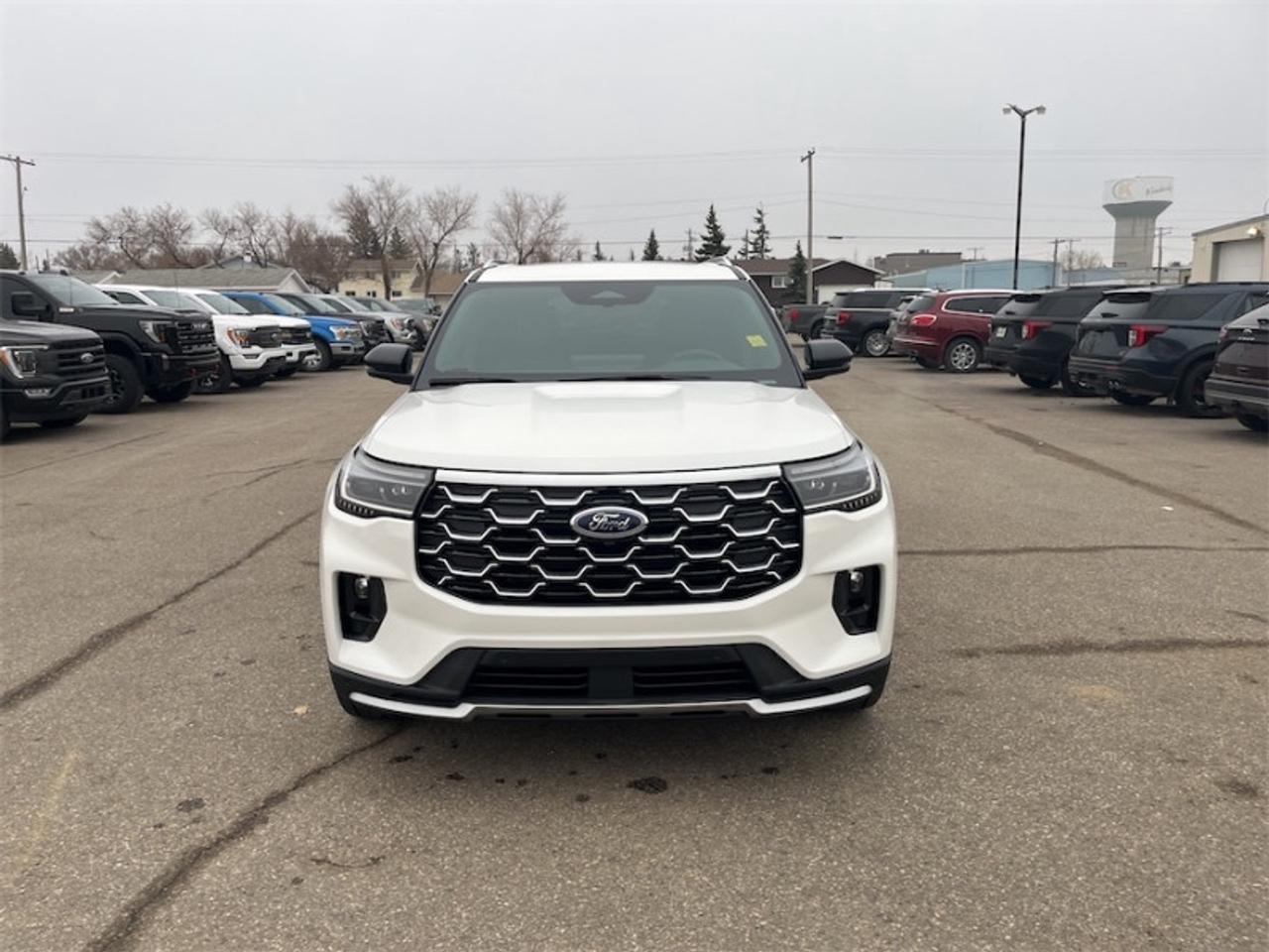 2025 Ford Explorer Platinum  - Leather Package Photo