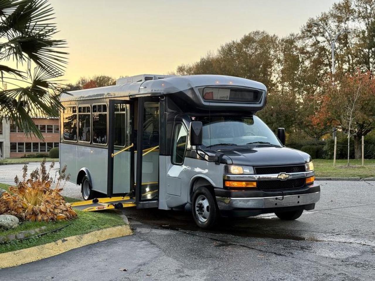 Used 2019 Chevrolet Express 4500 22-Passenger Wheelchair Accessible Bus for sale in Burnaby, BC