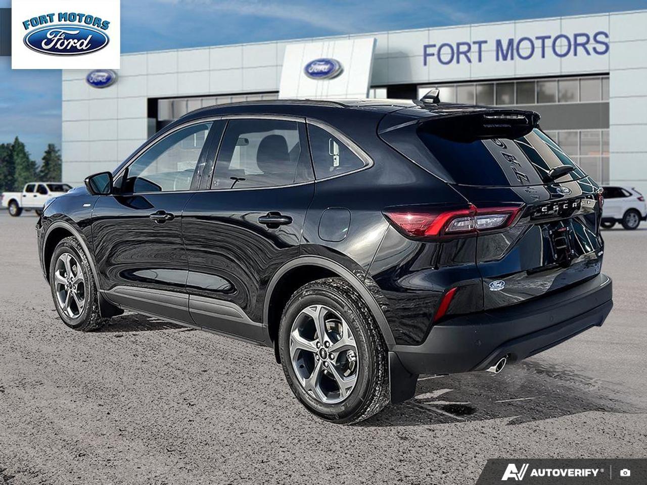 2026 Ford Escape ST-Line Select Photo3