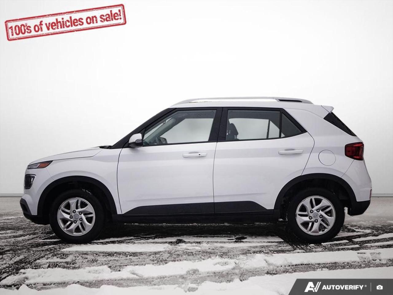 2022 Hyundai Venue PREFERRED Photo2