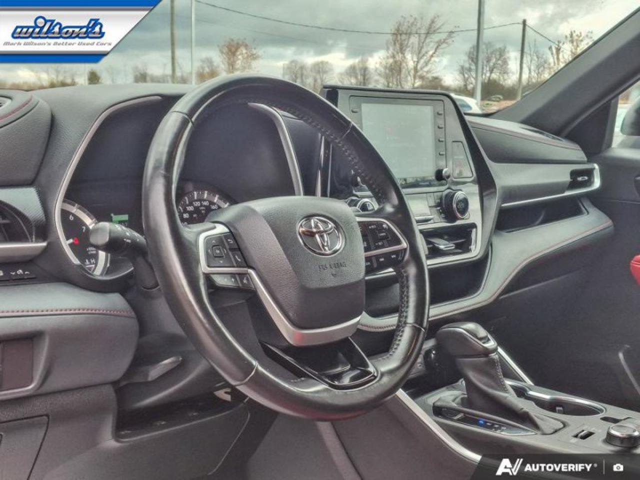 2022 Toyota Highlander XSE AWD | Leather | Sunroof | Heated Wheel + Seats | CarPlay + Android | Rear Camera | and More ! Photo